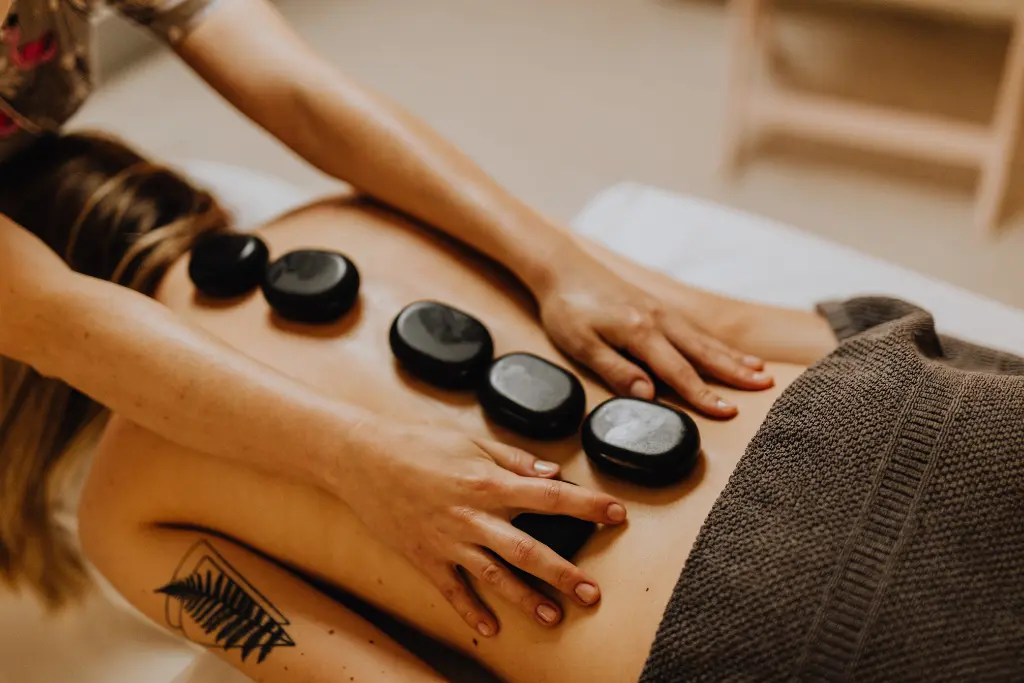 Couples Hot stone massage