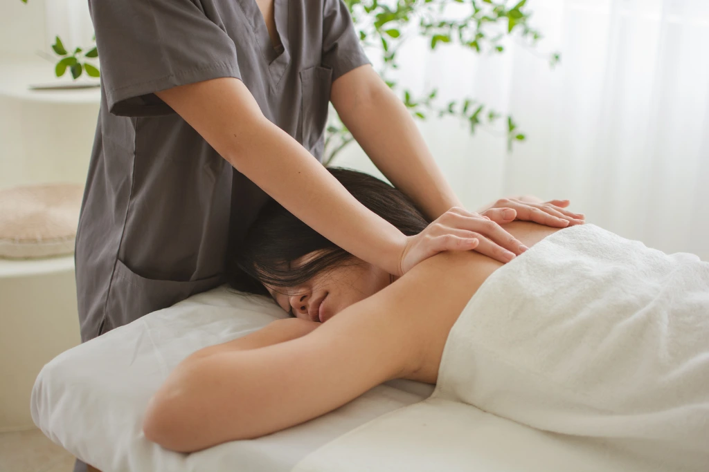 10 Benefits of Lymphatic Drainage Massage
