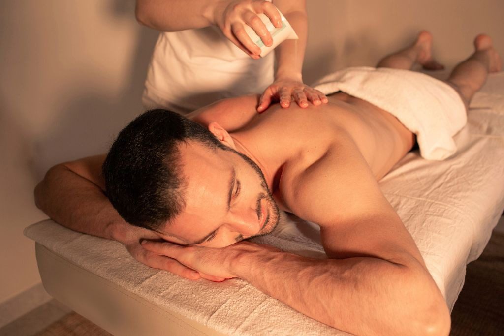 Does deep tissue massage hurt